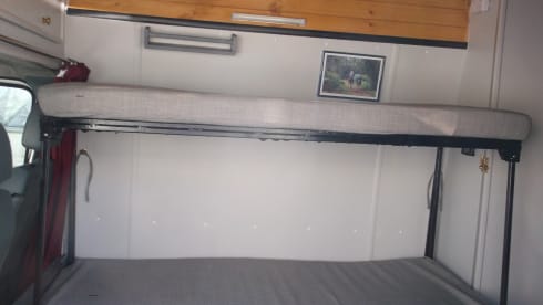 Family Friendly Off Grid Campervan (sleeps 5)