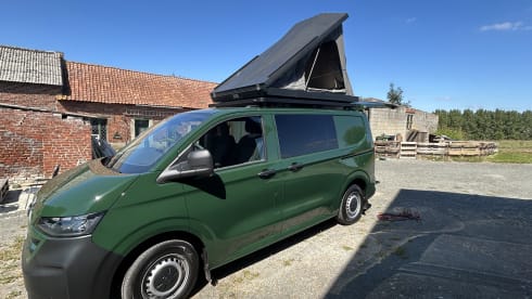 Mitte – 2p Volkswagen rooftop from 2025