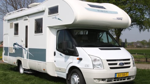 Superbrig 689TC – Fantastic family camper 7 person bunk beds Superbrig 689 TC
