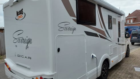 MOB  – McLouis Sovereign 479 - Low deposit!