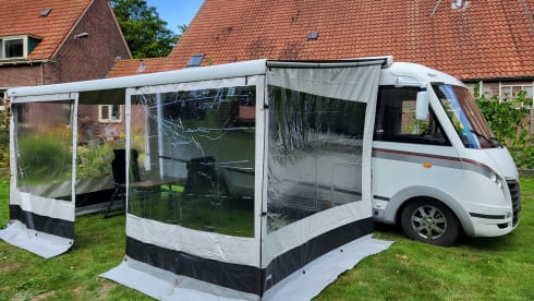 LMC integrated camper with round seating from 2018