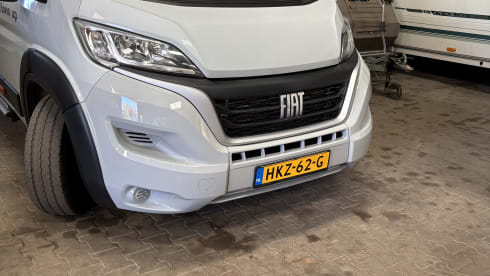 Grijs – 2p Eura Mobil bus from 2022