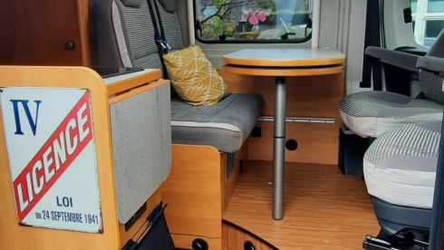 2 + 1 Pössl bus camper from 2018