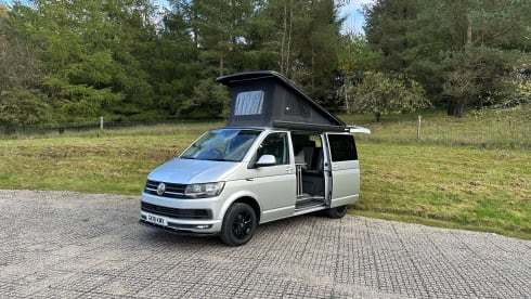 4 berth Volkswagen campervan aircon and parking heater