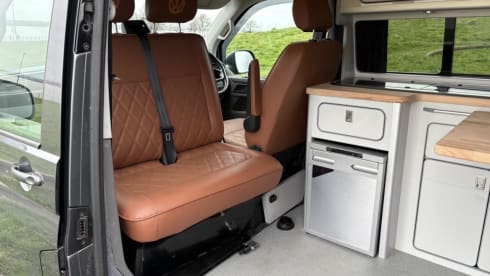 Dream chaser  – Autobus Ford a 6 posti letto del 2007