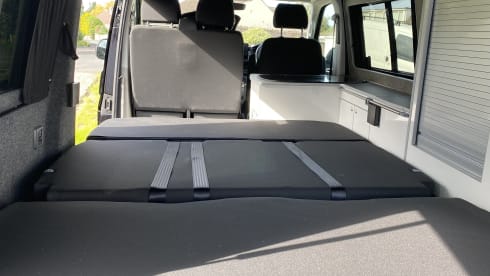 Betty – 4 Berth VW T6 Camper - South West