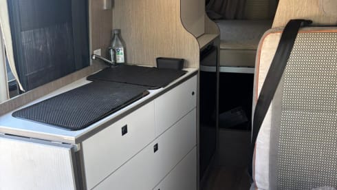 4p Pössl bus uit 2023
