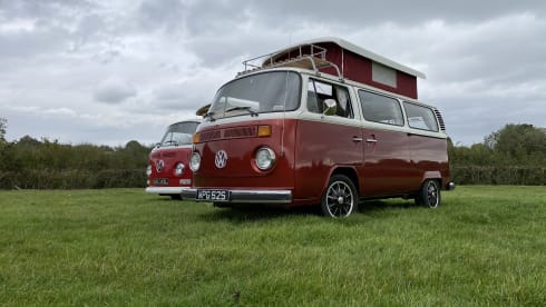 Izzy a Retro VW T2 Bay Classic - A Time Warp With Modern Comforts