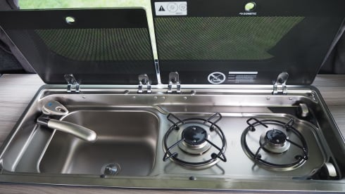 Stiki │ Luxury 2 person camper