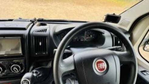 Duke – 4 berth Fiat Sunlight 