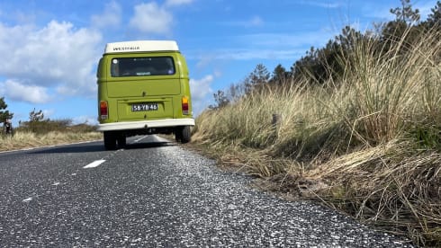 Joyo – 4p Volkswagen campervan from 1976