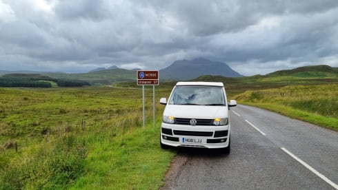 Buffy – White VW T5