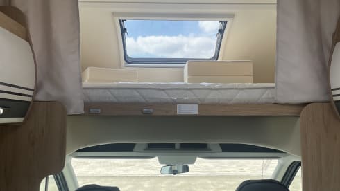 James  – 6 berth Roller Team alcove from 2023