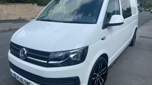 VW transporter converted for 2
