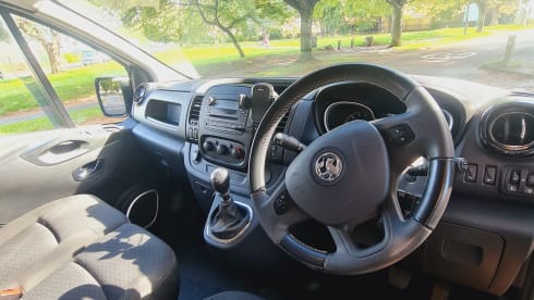 Vauxhall Vivaro LWB campervan (2 berth)