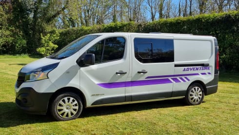 Ruth – 2 berth Renault campervan from 2016