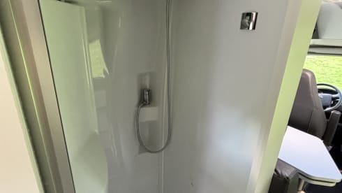 Offgrid 4 persoon Campervan - Elios Family 63
