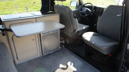 Super nice VW T4 2.5 TDI for a wonderful camper holiday.