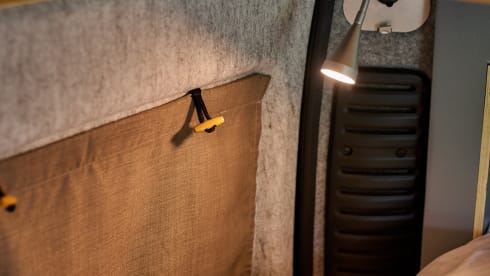 - voor de uitslapers – Camping-car modulaire avec toit relevable pour 4 personnes