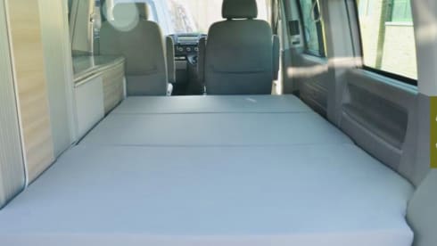 Wali – 4p Volkswagen campervan from 2010
