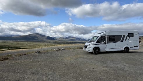 Camper Ledegem – Moderne practische camper voor Onvergetelijke Reizen