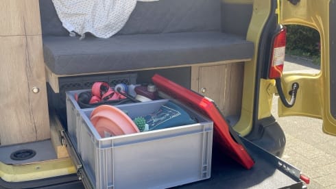 Mr.Yellow – VW T5.2 2.0TDI 