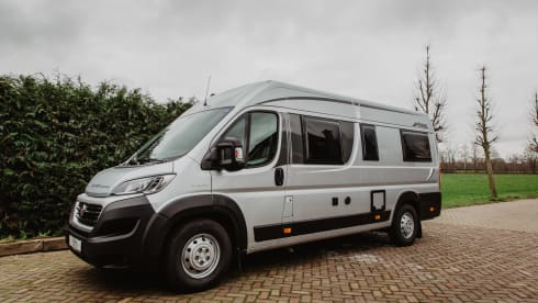 Roadcruiser – Luxury bus camper Pössl Roadcruiser (camper 20)
