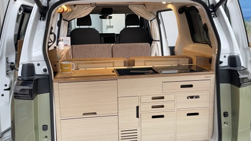 VW ID.Buzz (blue/white) eVentje