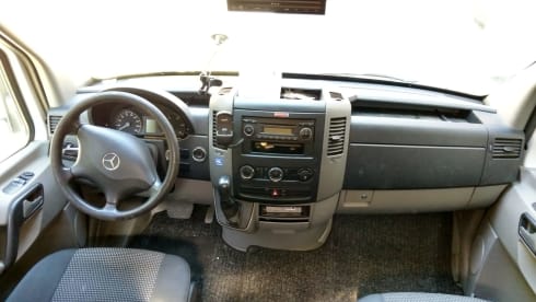 4p Mercedes-Benz bus from 2007