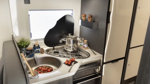 Rover – New 2026 Roller Team 4 berth off-grid ready Motorhome