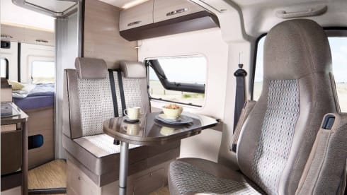 Black Rhino – Compact (5m41) Hobby K55, Automatic 150pk Fiat Ducato, with all the luxury
