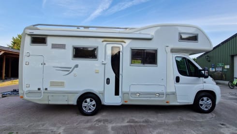 La bella vita – Luxury 6 person Arca Camper