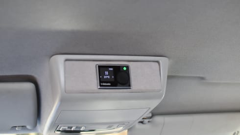 Betty – 2 berth Volkswagen campervan from 2015