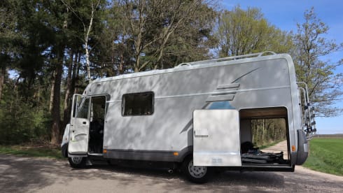 4p Hymer integrated from 2004