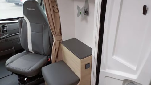 Mobile-Home – 3p Ford semi-integrated from 2023