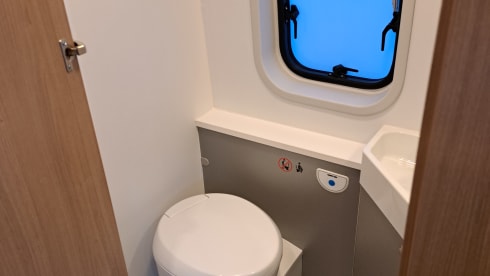 Bubble Adria – Adria Twin buscamper