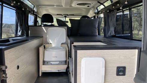 Louver – 2/3p Landrover Defender 110. Complete installation for your comfortable adventure