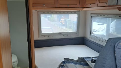 Sun TI – Camping-car Knaus 2004