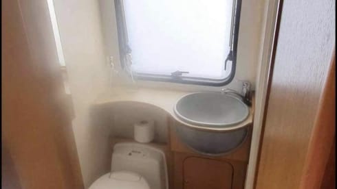 N and C – 5 berth Fiat bus from 2005
