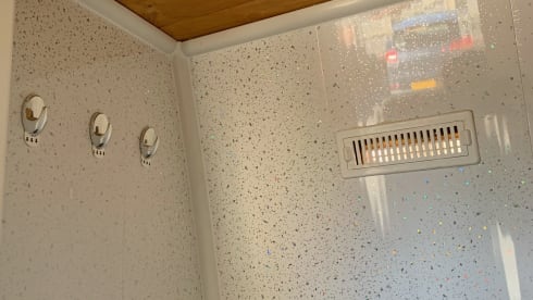 Fiona – 3 persoons camper