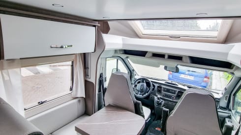 Kayona – NEW LUXURY 5p Benimar Cocoon 463 - 2023