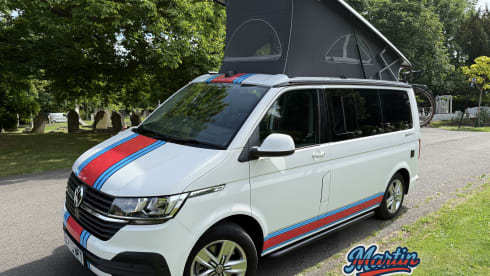 Martin  – 2023 Volkswagen Beach T6.1 Campervan Automatic 