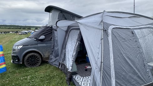 Mango 🥭 – TOP SPEC! Luxury, Easy Drive, 4 berth Volkswagen T6- 2022