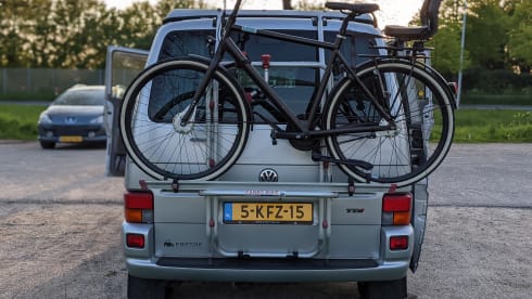 Beautiful and powerful T4 Volkswagen camper bus