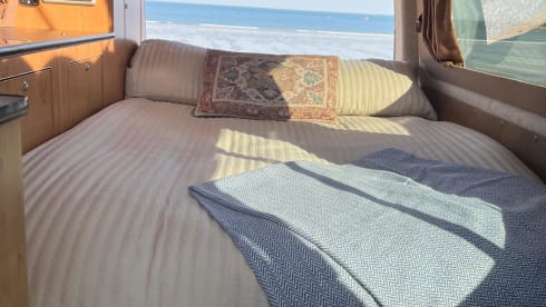 Blue Betty – 4 berth Volkswagen campervan from 2017
