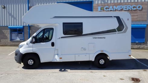 Molly – Molly - Family Ready - Fully Insured - 4 Berth - Dog Friendly 