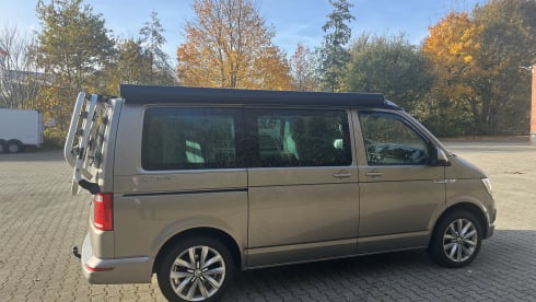 Hotel California  – VW CALIFORNIA T6 OCEAN 204 PK AUTOMAAT