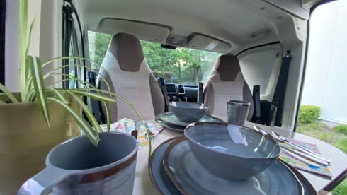 Ken en Oksana's Benivan 160 Stormline  – 2p autobus Benimar Benivan 160 Stormline del 2026