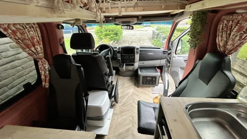 5 to 6 person self-build bus camper Mercedes Sprinter automatic.