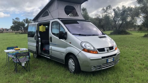 Vulamdander Family Van – Adria 3-Wege-Mietwagen in Apulien